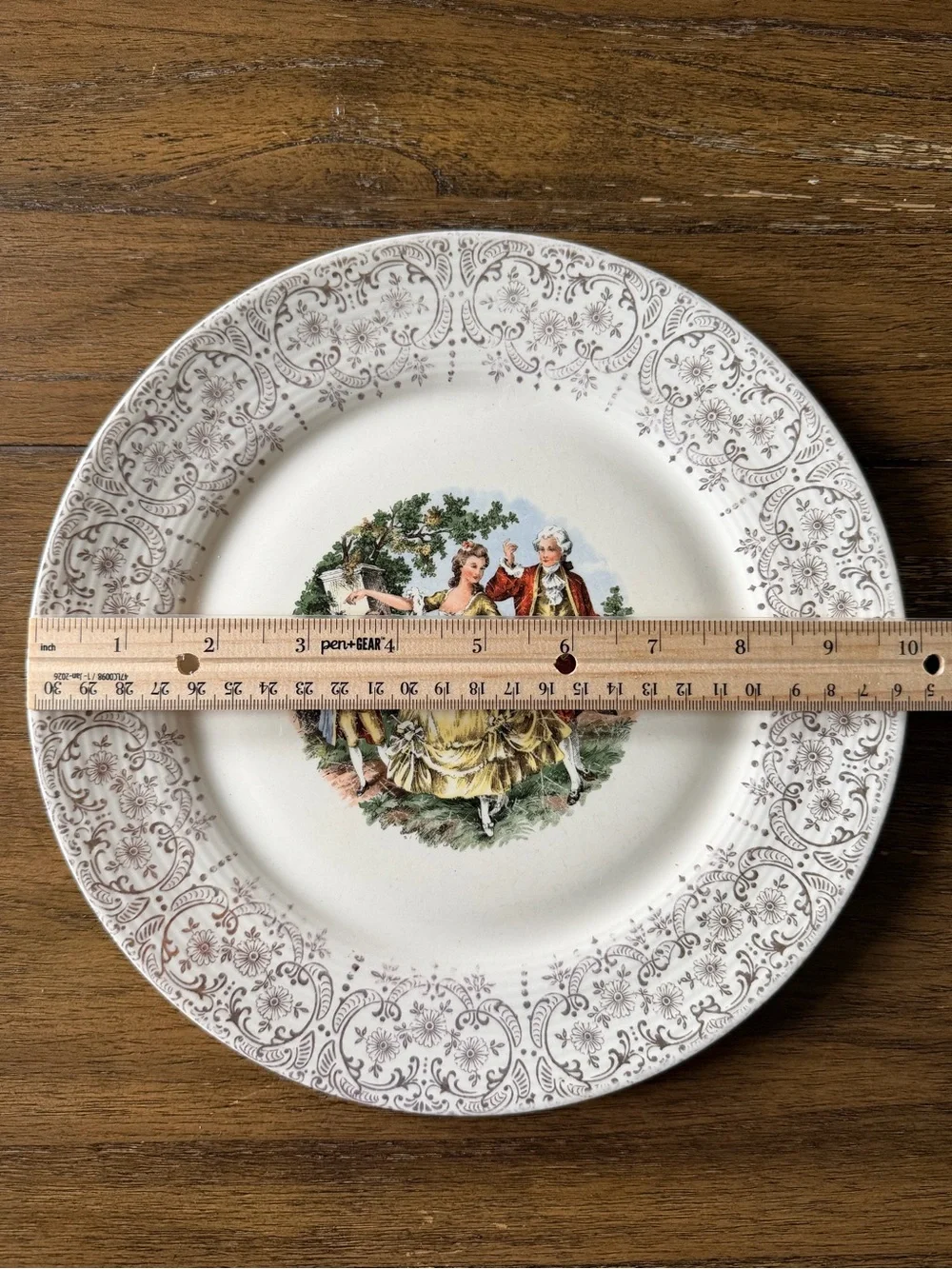 The Sebring Pottery Co. USA white decorative